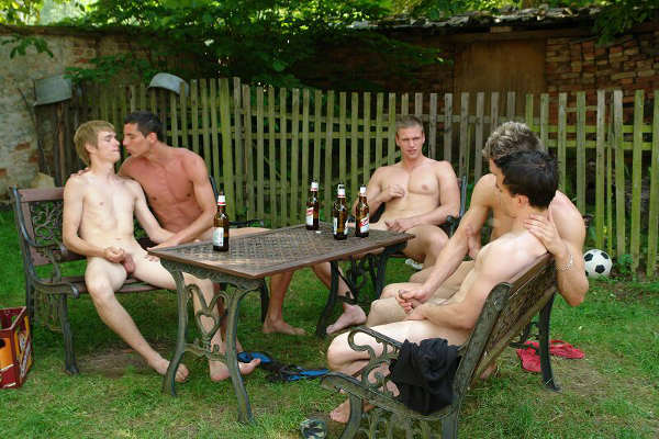 Plan cul gay caen pipe sous le bureau Rencontre gay colomiers camionneur gay